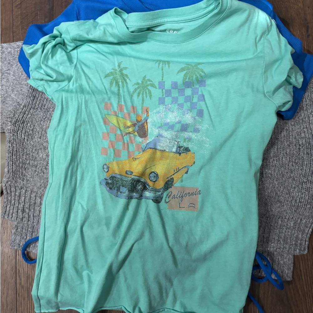 Aeropostale Mint Green Graphic Tee with Yellow Car